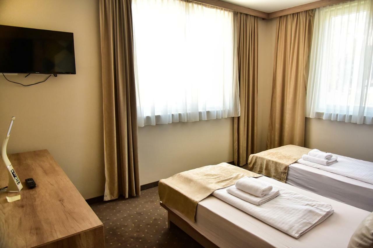 Student Hotel Mostar Luaran gambar