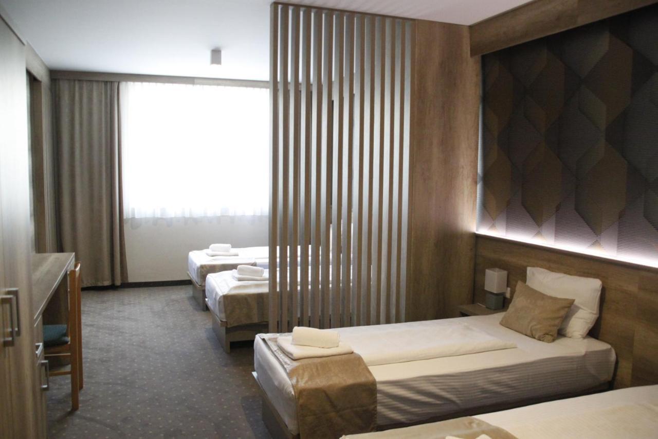 Student Hotel Mostar Luaran gambar